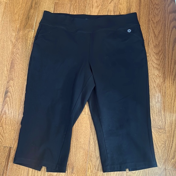 ACTIVE ZONE WORKOUT CAPRIS BLACK COTTON IN SIZE 1X - Picture 1 of 6